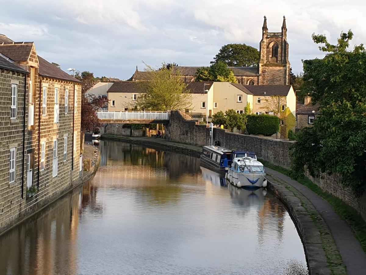 Town House B & B Skipton Bagian luar foto